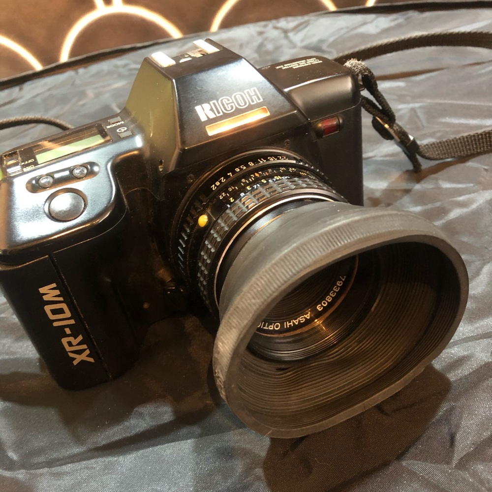 Ricoh XR-10m camera with 2 lenses + bag
